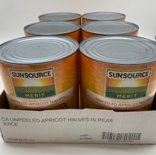 [2224] Apricot Halves In Juice - 6/10